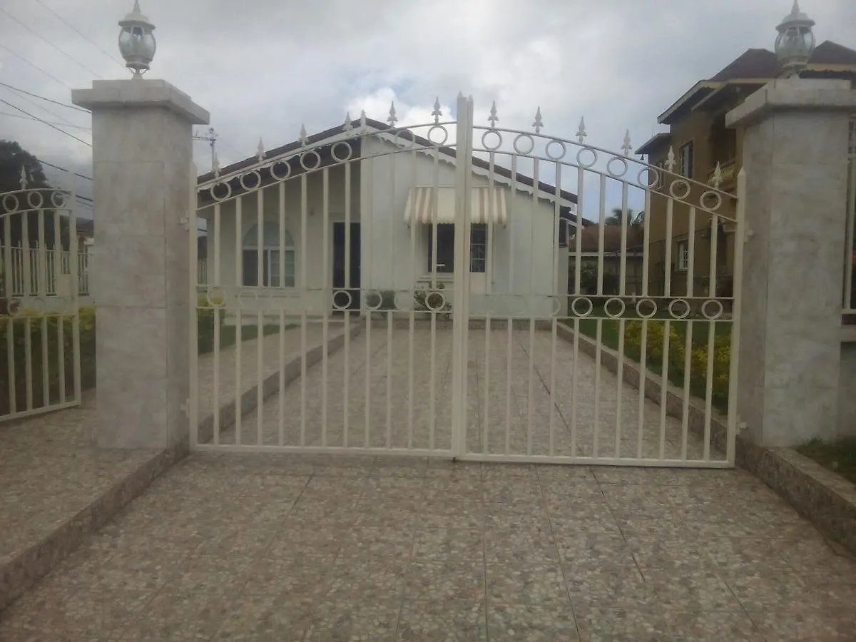 Private And Cozy Home Montego Bay Dom wakacyjny
